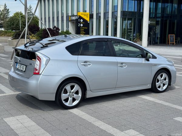 Toyota Prius Hatchback, Petrol Hybrid, 2013, Silver