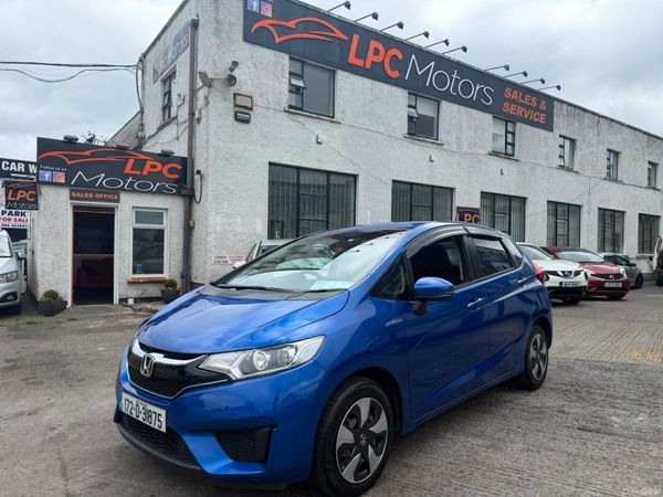 Honda Fit Hatchback, Petrol Hybrid, 2017, Blue