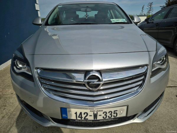 Opel Insignia Saloon, Diesel, 2014, Silver