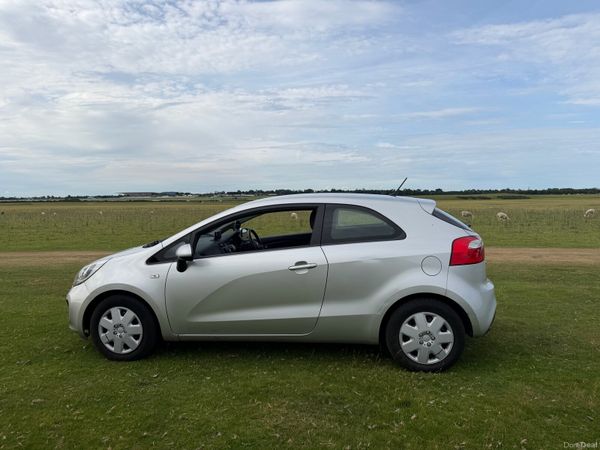 Kia Rio Hatchback, Petrol, 2014, Silver