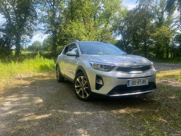 Kia Stonic Estate/Jeep, Petrol, 2019, Grey
