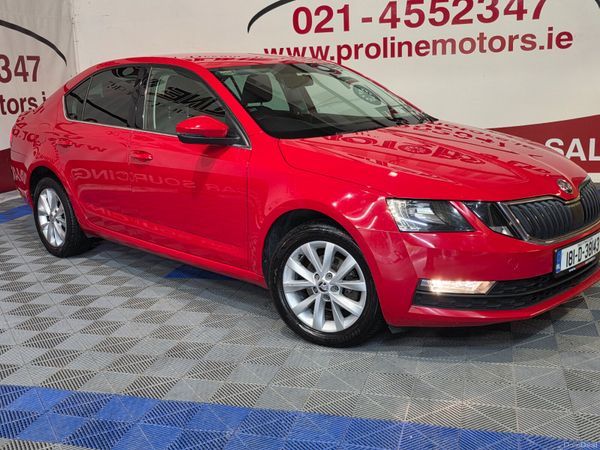 Skoda Octavia Saloon, Diesel, 2018, Red