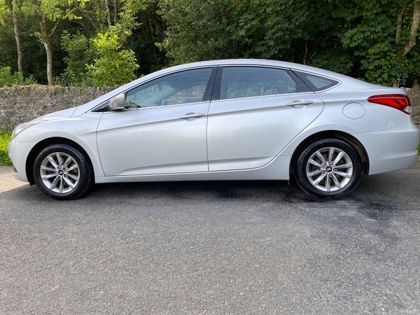 Hyundai i40 Saloon, Diesel, 2016, Silver