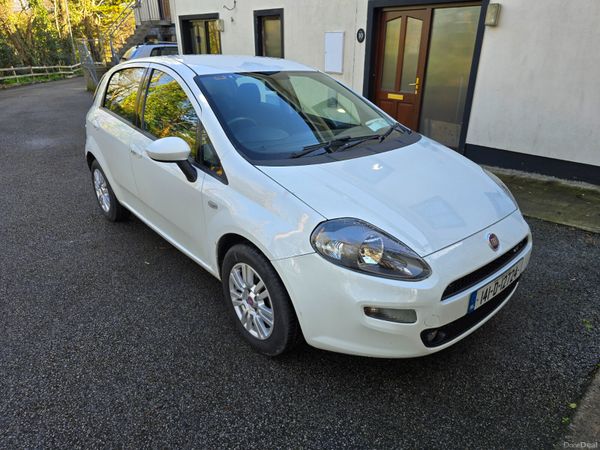 Fiat Punto Hatchback, Petrol, 2014, White