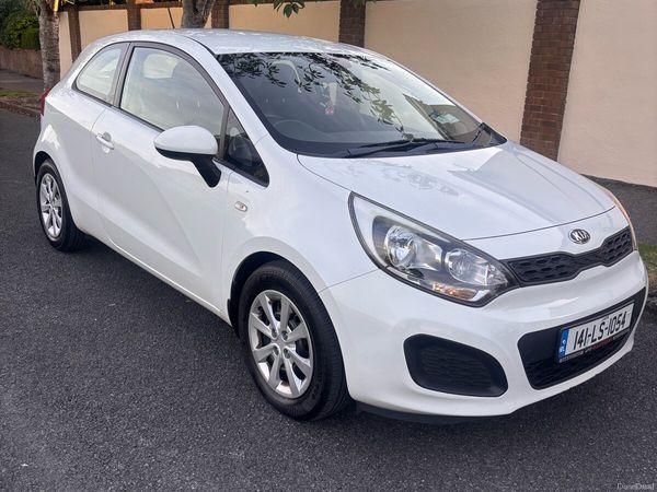 Kia Rio Hatchback, Petrol, 2014, White