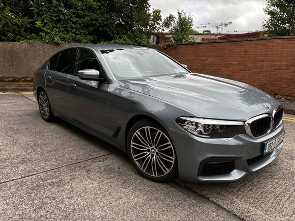 BMW 5-Series Saloon, Petrol Plug-in Hybrid, 2018, Blue