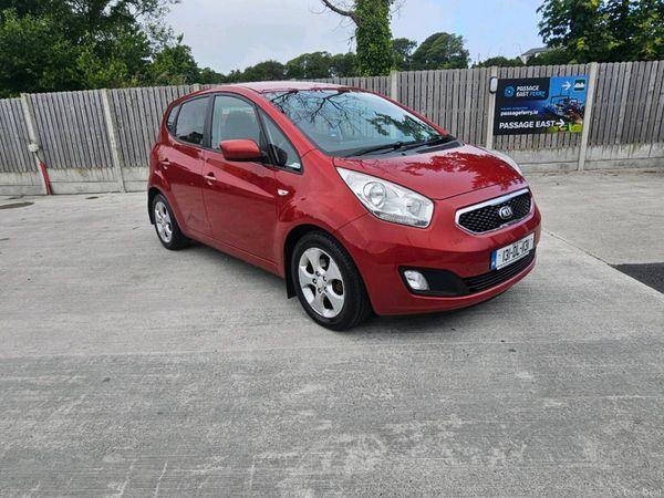 Kia Venga MPV, Diesel, 2013, Red