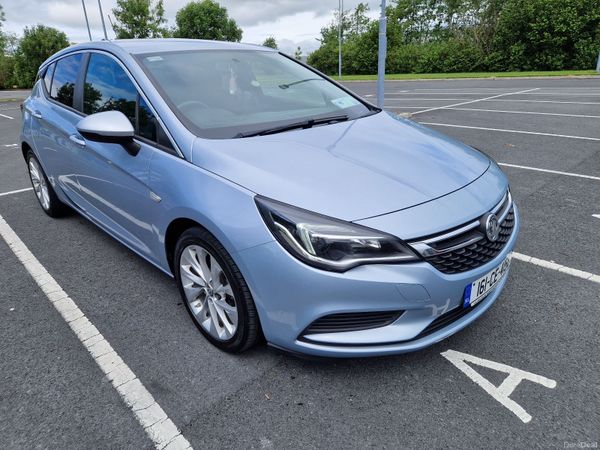 Vauxhall Astra Hatchback, Petrol, 2016, Silver