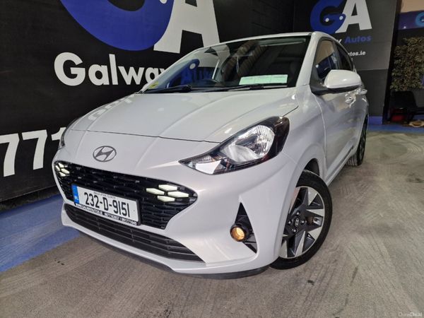 Hyundai i10 Hatchback, Petrol, 2023, Grey