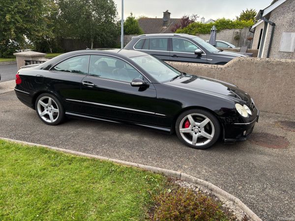 Mercedes-Benz CLK Coupe, Diesel, 2009, Black