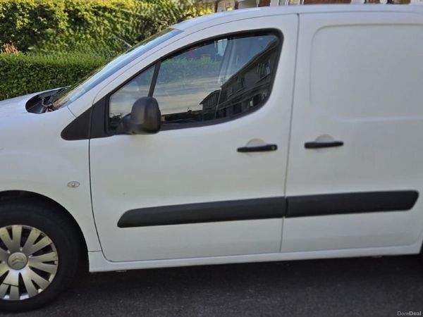 Citroen Berlingo Panel Van, Diesel, 2018, White