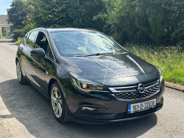 Opel Astra Hatchback, Diesel, 2016, Black