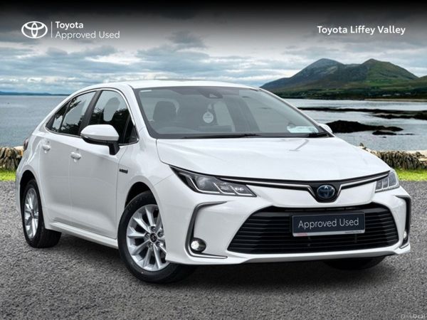 Toyota Corolla Saloon, Petrol Hybrid, 2022, White