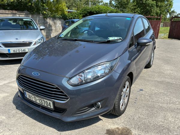 Ford Fiesta Hatchback, Petrol, 2014, Blue