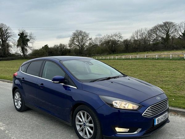 Ford Focus Hatchback, Diesel, 2016, Blue