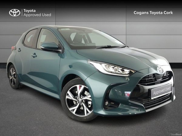 Toyota Yaris Hatchback, Petrol Hybrid, 2026, Green