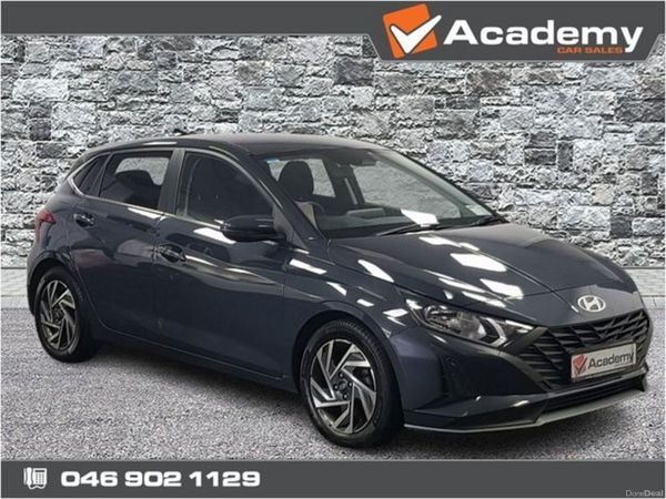 Hyundai i20 Hatchback, Petrol, 2024, Grey