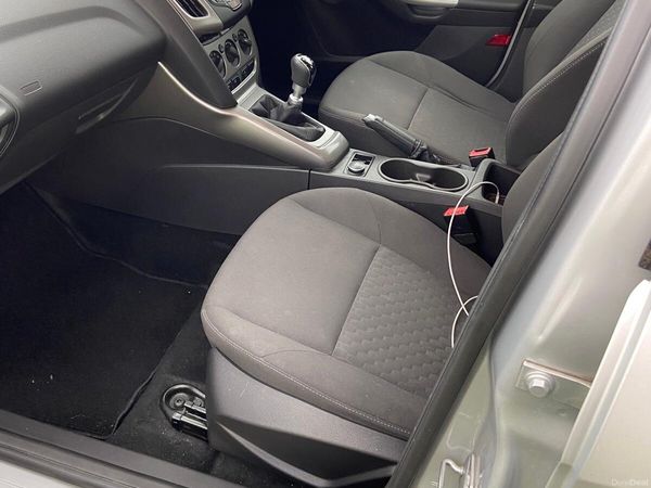 Ford Focus Hatchback, Diesel, 2014, Silver