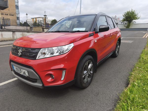Suzuki Vitara SUV, Diesel, 2017, Red