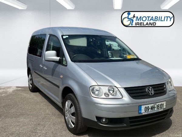 Volkswagen Caddy Maxi Life MPV, Diesel, 2009, Silver