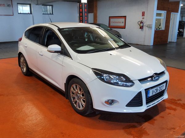 Ford Focus Hatchback, Diesel, 2011, White