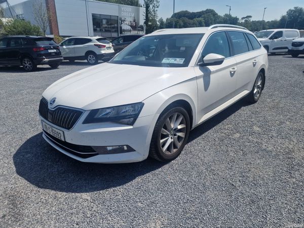 Skoda Superb Estate, Diesel, 2018, White