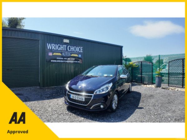 Peugeot 208 Hatchback, Petrol, 2019, Navy