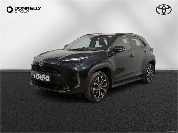 Toyota Yaris Cross Estate, Petrol Hybrid, 2023, Black