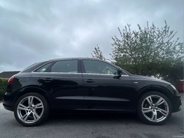 Audi Q3 SUV, Diesel, 2013, Black