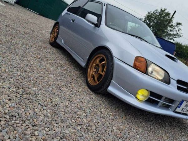 Toyota Starlet Hatchback, Petrol, 1996, Silver