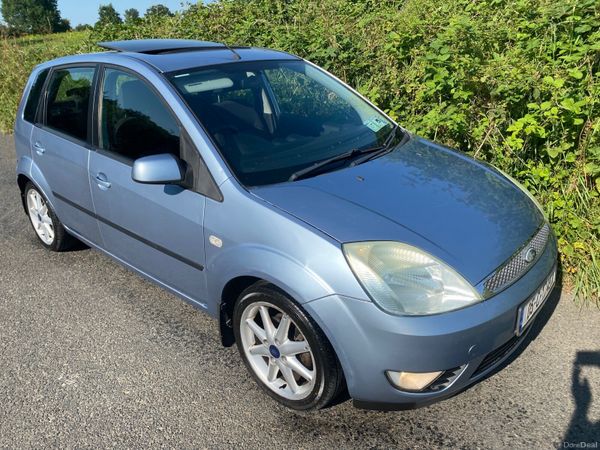 Ford Fiesta Hatchback, Petrol, 2005, Blue
