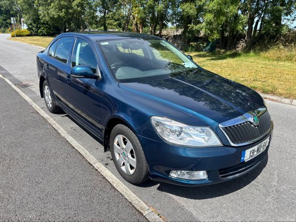 Skoda Octavia Saloon, Diesel, 2013, Blue
