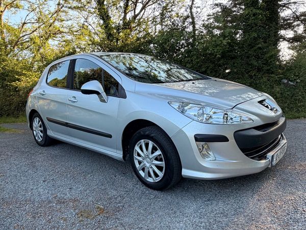 Peugeot 308 Hatchback, Diesel, 2010, Silver