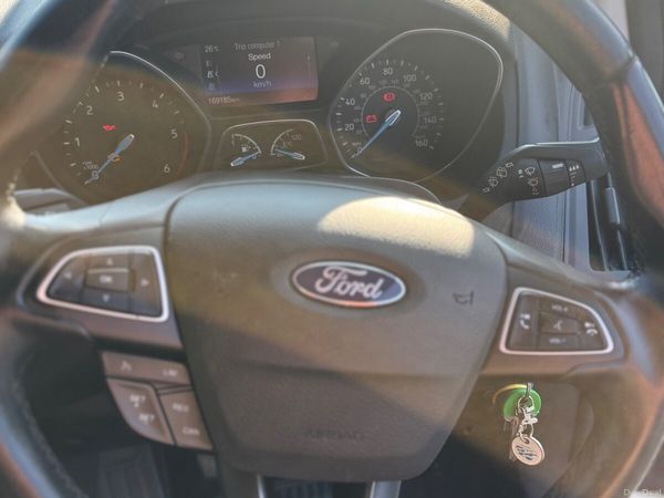Ford Focus Hatchback, Diesel, 2017, Blue