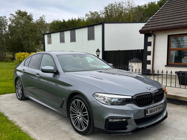 BMW 5-Series Saloon, Petrol Plug-in Hybrid, 2018, Blue