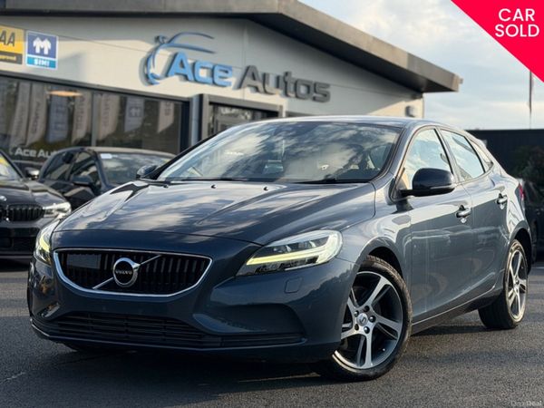 Volvo V40 Hatchback, Diesel, 2017, Grey