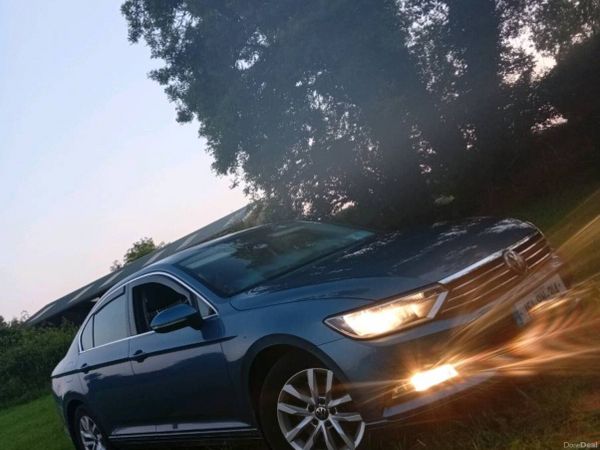 Volkswagen Passat Saloon, Diesel, 2015, Blue