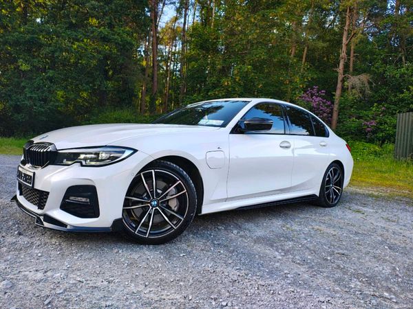 BMW 3-Series Saloon, Petrol Plug-in Hybrid, 2020, White