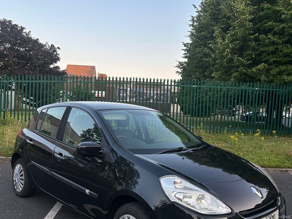 Renault Clio Hatchback, Ethanol Petrol, 2010, Black