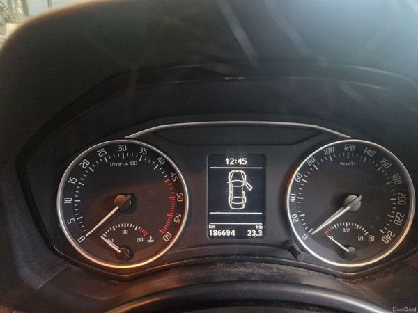 Skoda Octavia Hatchback, Diesel, 2009, Grey