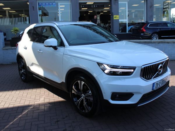 Volvo XC40 MPV, Petrol, 2021, White