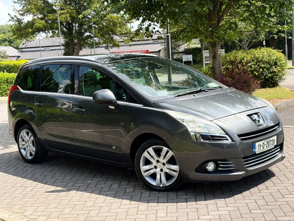 Peugeot 5008 MPV, Diesel, 2011, Grey