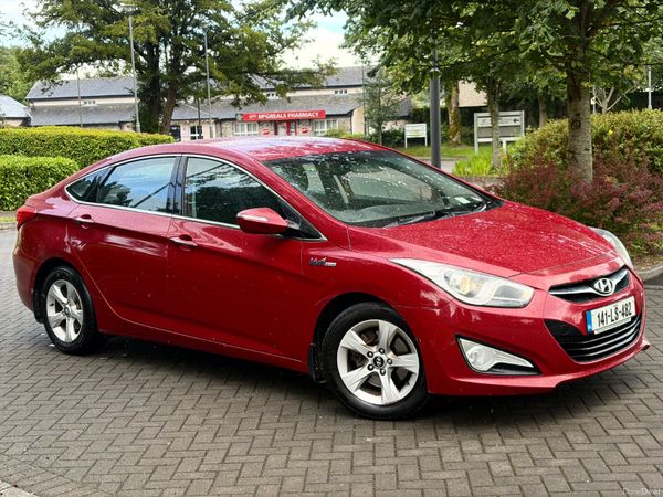 Hyundai i40 Saloon, Diesel, 2014, Red