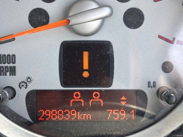 Mini Cooper Hatchback, Diesel, 2010, Silver