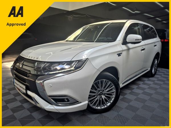 Mitsubishi Outlander SUV, Petrol Hybrid, 2022, White