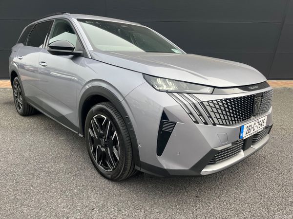 Peugeot 5008 MPV, Petrol, 2026, Blue