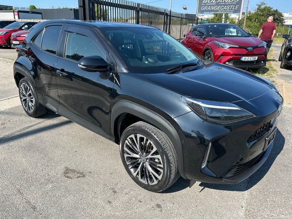 Toyota Yaris Cross Hatchback, Petrol Hybrid, 2020, Black