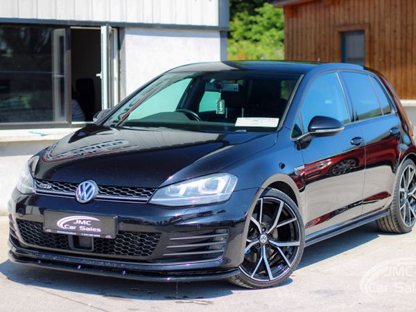 Volkswagen Golf Hatchback, Diesel, 2016, Black