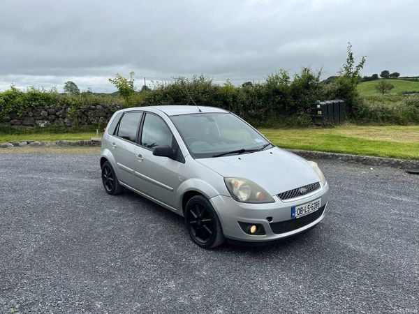 Ford Fiesta Hatchback, Diesel, 2008, Silver