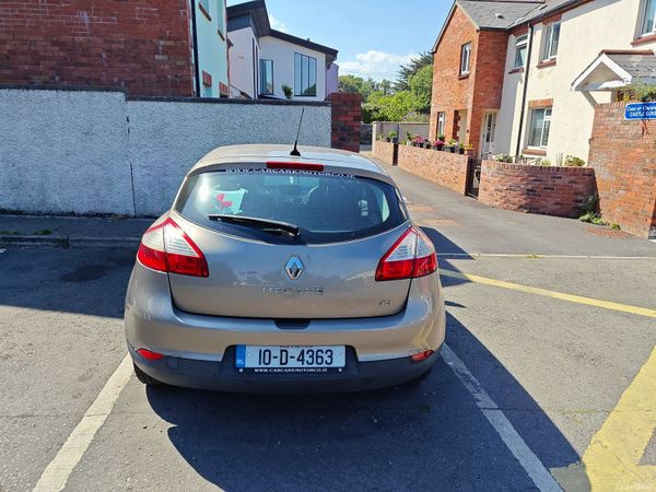 Renault Megane Hatchback, Diesel, 2010, Gold